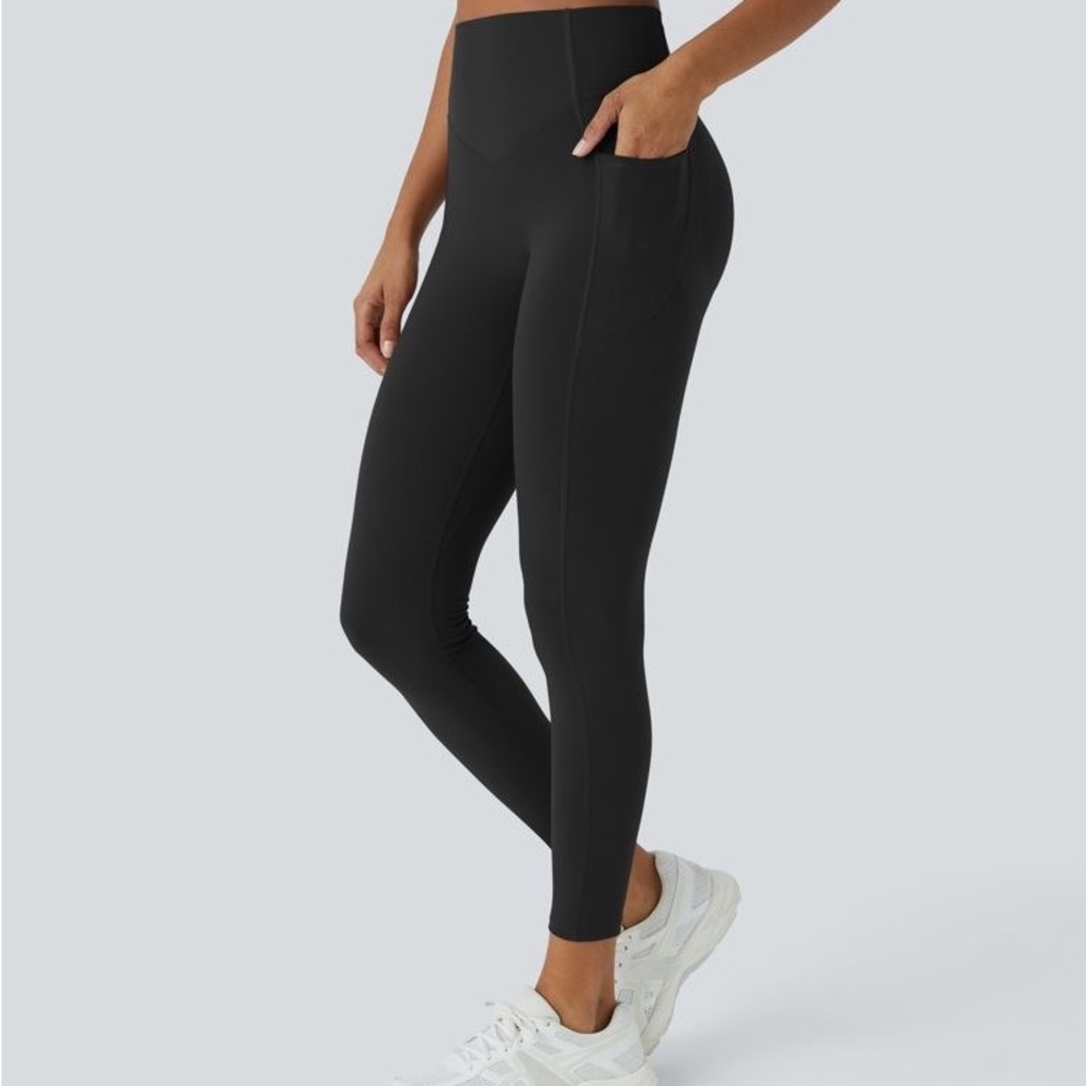 💗SOLD💗 Halara Women’s Medium Ultrasculpt Leggings Black Workout Tights